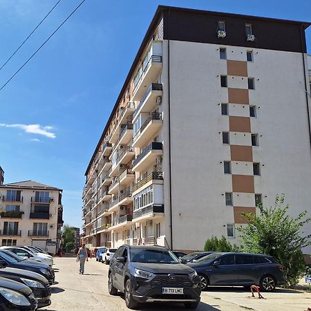 Cazare Apartament 2 Camere Decomandat Militari Chiajna Extérieur photo